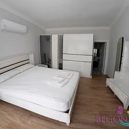 Gcek Begonvilla Vila *